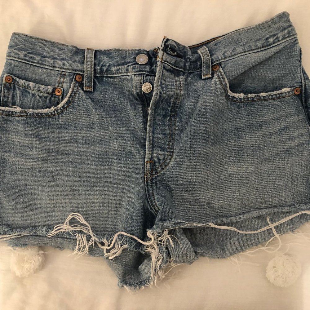 Levi Jean Shorts